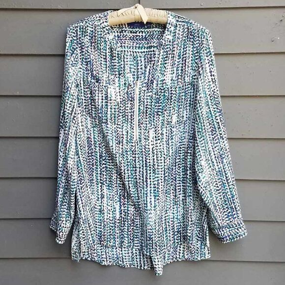 Apt 9 Teal white Blue Zip Front Poly Top with Breast Pockets size Large - Picture 1 of 14